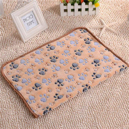 Cute warm pet bed mat – handcrafted fleece blanket for small, medium & large dogs™