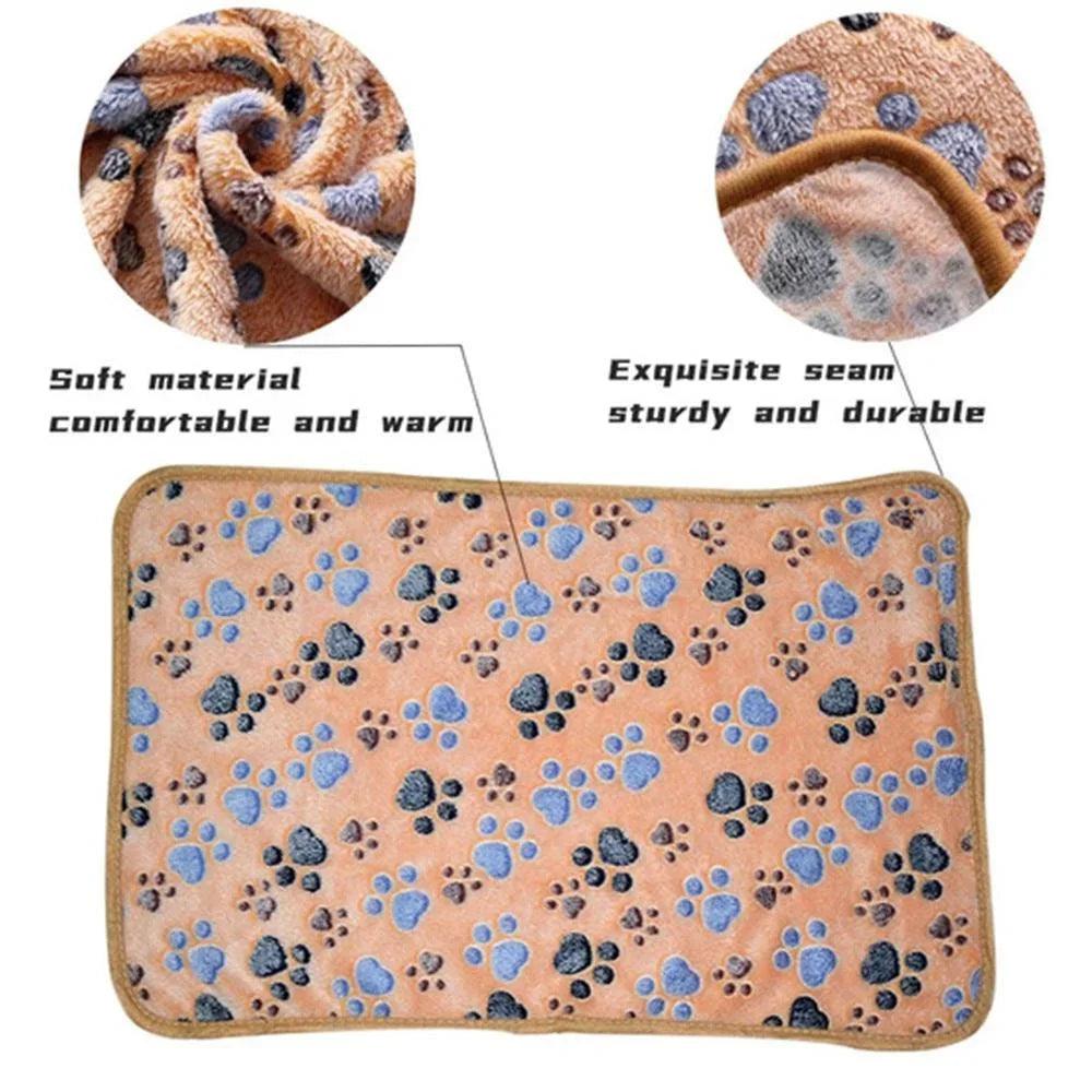 Soft & Fluffy Pet Blanket - Warm Cartoon Mat for Cats and Dogs™