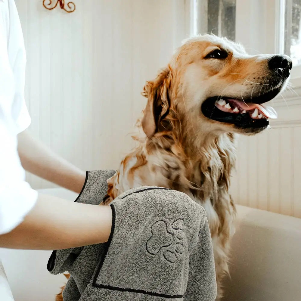 Super absorbent pet towel – quick-drying microfiber bathrobe for dogs & cats™