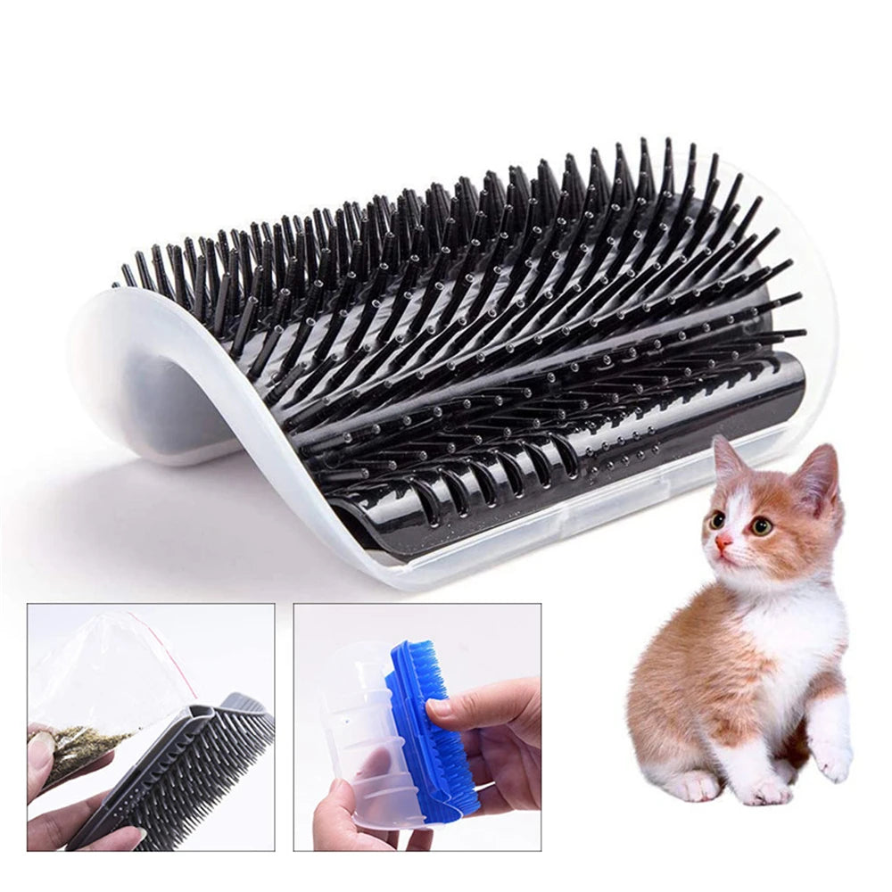 Self-Grooming Corner Brush for Cats with Tickling Comb™